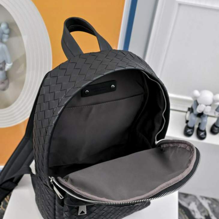 Picture of Bottega Veneta Mens Bags _SKUfw186540145fw
